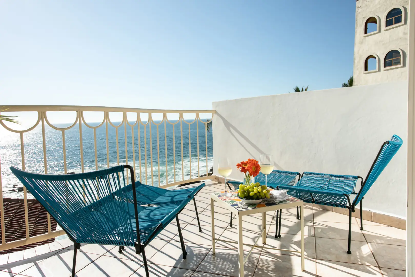 Hibiscus Suite balcony over the bay